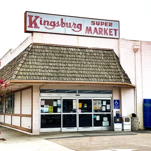 Kingsburg Super Market