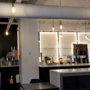 The bar area, it's so wide! (on the left is where the door to the kitchen is)