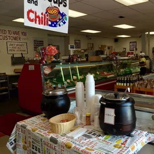 sushi and sashimi, interior