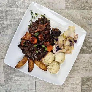 Braised Oxtail with Butter Beans