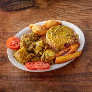 Curry chicken great taste come and experience the taste.