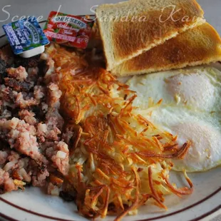 Corned Beef and Hash with Toast - Amazing!