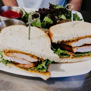 Tavern chicken club