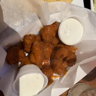 Medium boneless wings