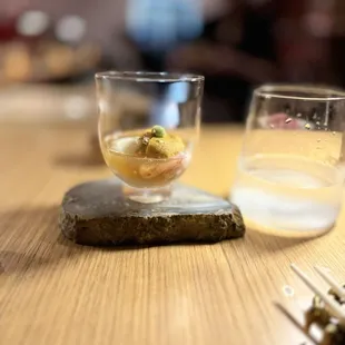 oysters and mussels, drink