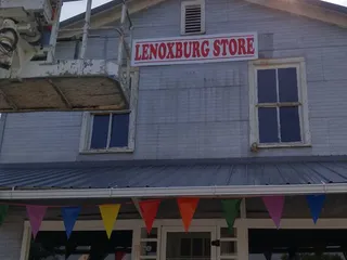 Lenoxburg  Store