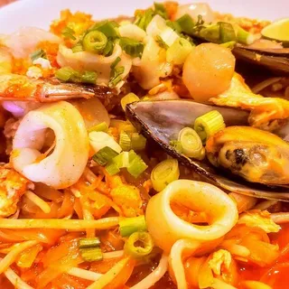 Seafood Pad Thai