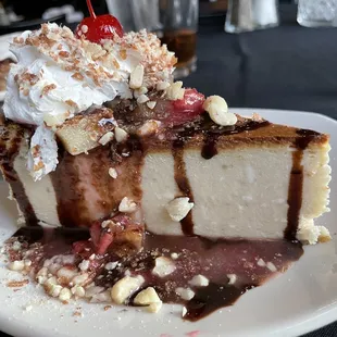 Banana split cheesecake