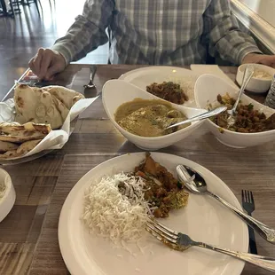Malai kofta, garlic naan, samosa chat