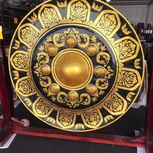 Large gong