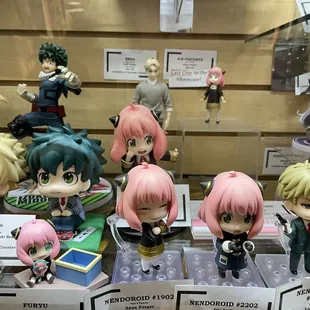 Anya figurines!