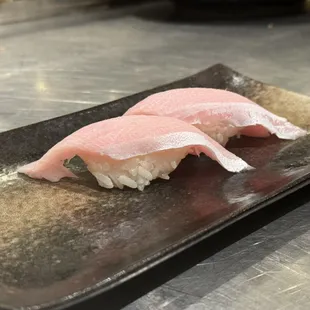 Yellowtail belly nigiri