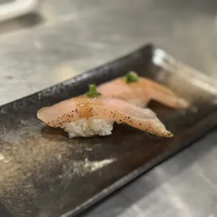 Albacore nigiri