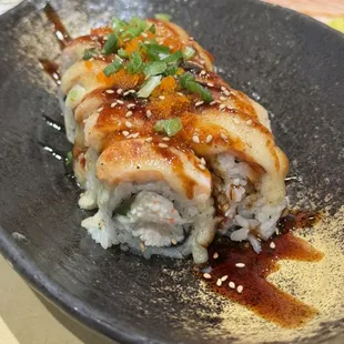 Baked salmon roll