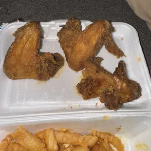 bbq chicken, fried chicken, bbq wings, chicken wings, chicken wings and fried chicken, chicken, fried chicken wings, poultry, food