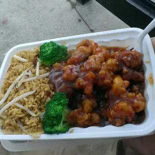 The presentstion on the food was pretty good.