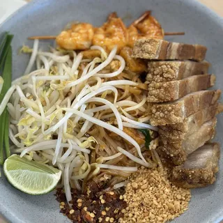 Pad Thai Ramen Chicken "Pad Thai Kai"