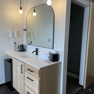 Mountain Jr. Suite