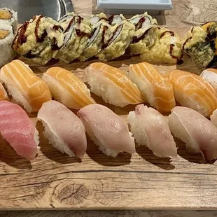 Salmon Nigiri Salmon Nigiri Tuna Nigiri Eel Nigiri Yellowtail Nigiri Spicy White Tuna Roll Lincoln Roll Volvo Roll