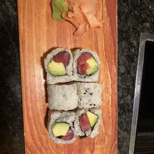 Tuna Avocado Roll