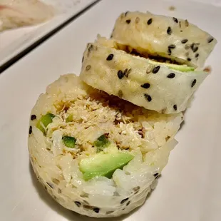 Blue crab cut roll