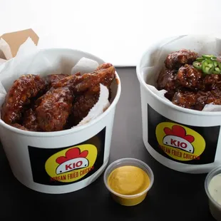 fried chicken, fried chicken wings, chicken wings and fried chicken, food, chicken, bbq chicken, chicken wings, bbq wings, poultry