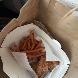 SET #2 KIO Mega Wings Box Combo