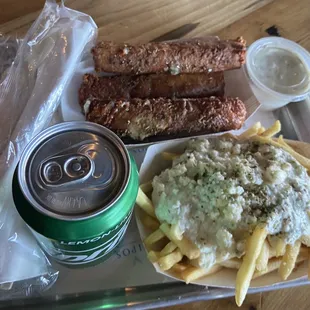 Saganaki &amp; Kipos Fries