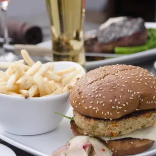 Veggie Quinoa Burger