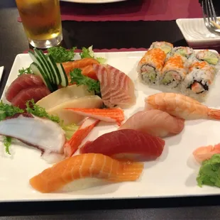 Sushi &amp; sashimi combo!  Really good!