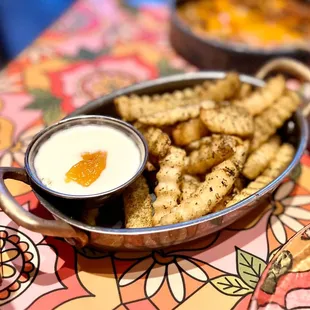 Zaatar Fries: delicious.
