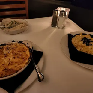 Mashed potatoes, potatoes au gratin &amp; truffle mac
