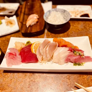 sushi, sashimi, sushi and sashimi, food