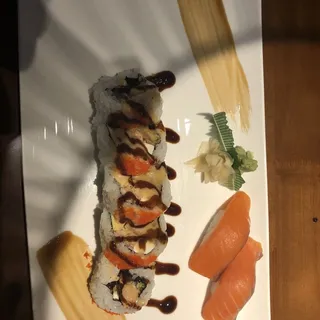 2 Pieces Smoked Salmon Nigiri Sushi