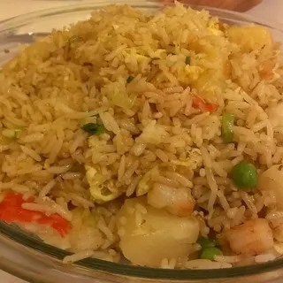 119. Seafood Pineapple Fried Rice