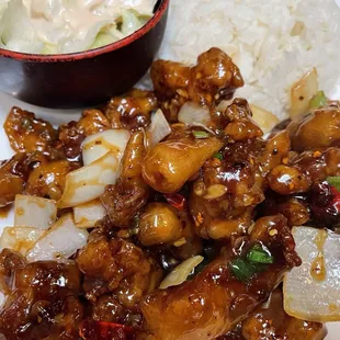 Mandarin Beef lunch entree.