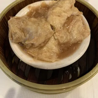 44. Vegetable Bean Curd Rolls