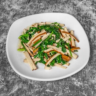 Wok Frie Chives with Dry Tofu韭菜炒豆干