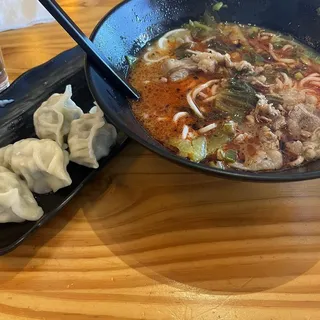 8.Pickled Cabbage Noodles Soup