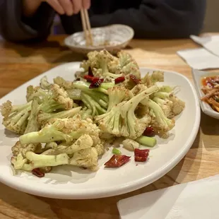 Wok-Fried Spicy Pot Cauliflower
