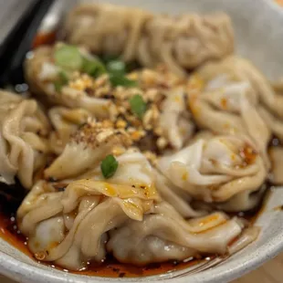 ramen and noodles, food