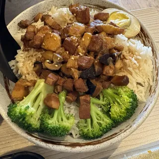 36.Braised Pork Rice Bowl