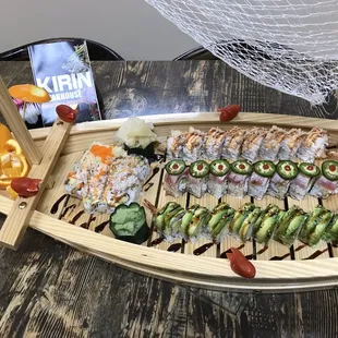 Volcano ,rocky shrimp ,fire on the bayou ,dream roll