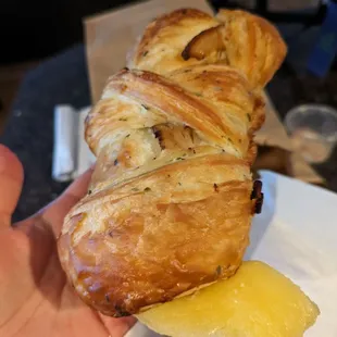 Turkey and herb croissant