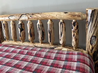 William's Log Cabin Furniture