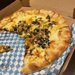 Van Grouw pizza , sub olives for sausage, new menu is amazing ! Great options .