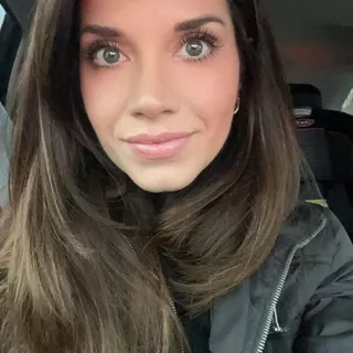 Toni S.