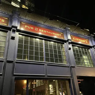 the outside of the restaurant