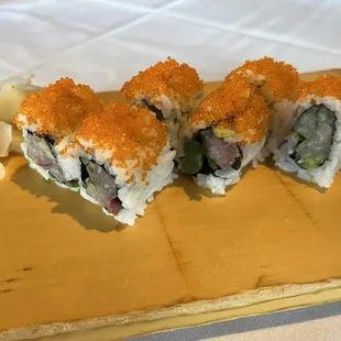 Wallingford (yellowtail) roll