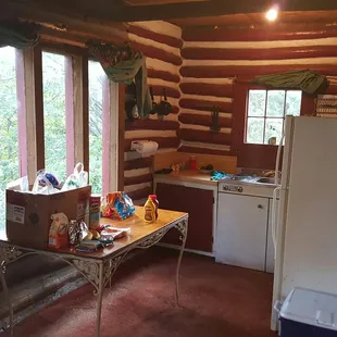 The log cabin of Kiser Cabins